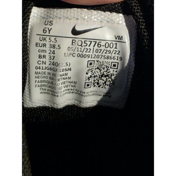 Nike Air Max 270 (GS)  Triple Black Running Womens Size Sz 7.5 BQ5776 001 GS 6Y - Picture 9 of 9